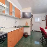 Anka דירה נין